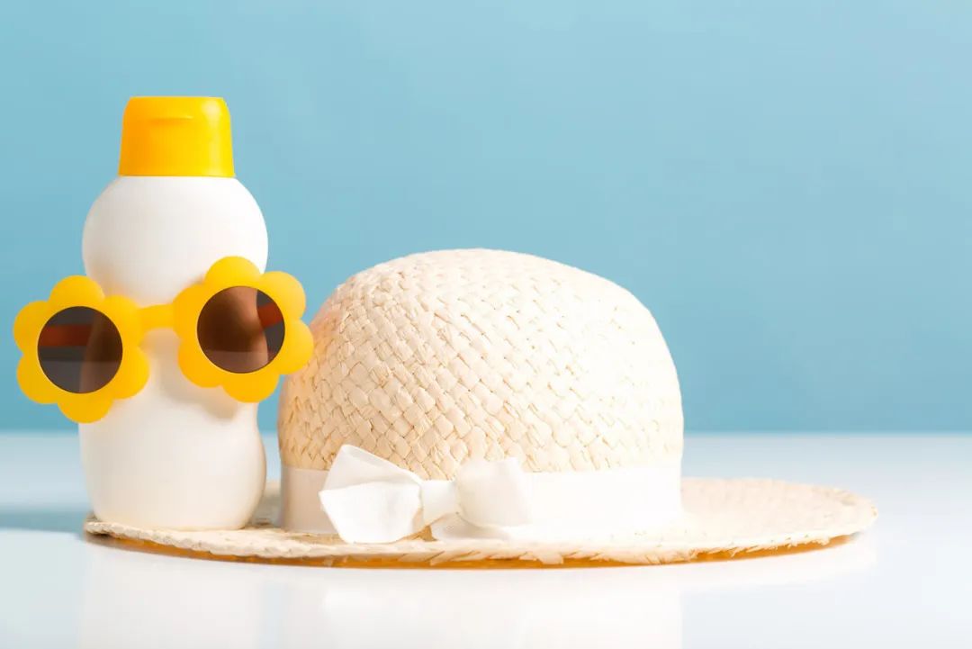 爆款防晒!预售30000只的防晒小金瓶来了,好用到犯规(图6)